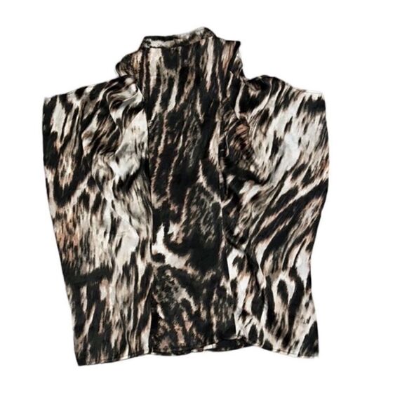 H&M Sleeveless Animal Print Top(Size 2) - Picture 3 of 7